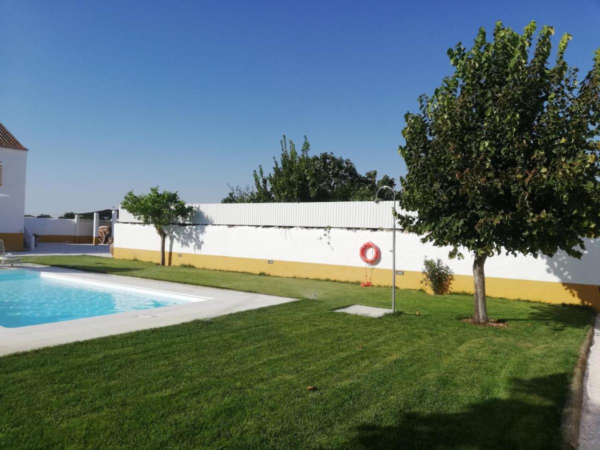 Casa Brazao Mira (Adults Only) Bed & Breakfast Casa Branca Bagian luar foto